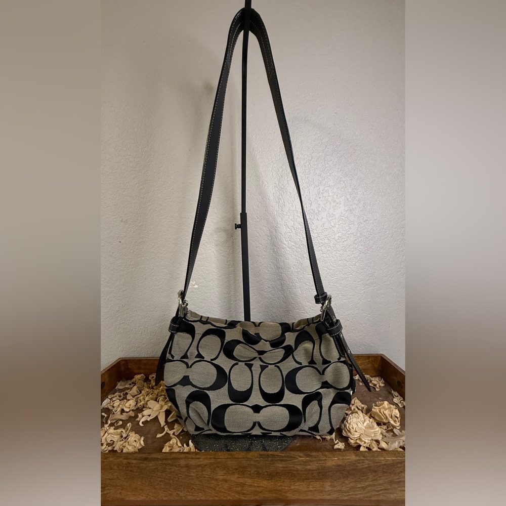 Coach Black and Cream Shoulder Bag